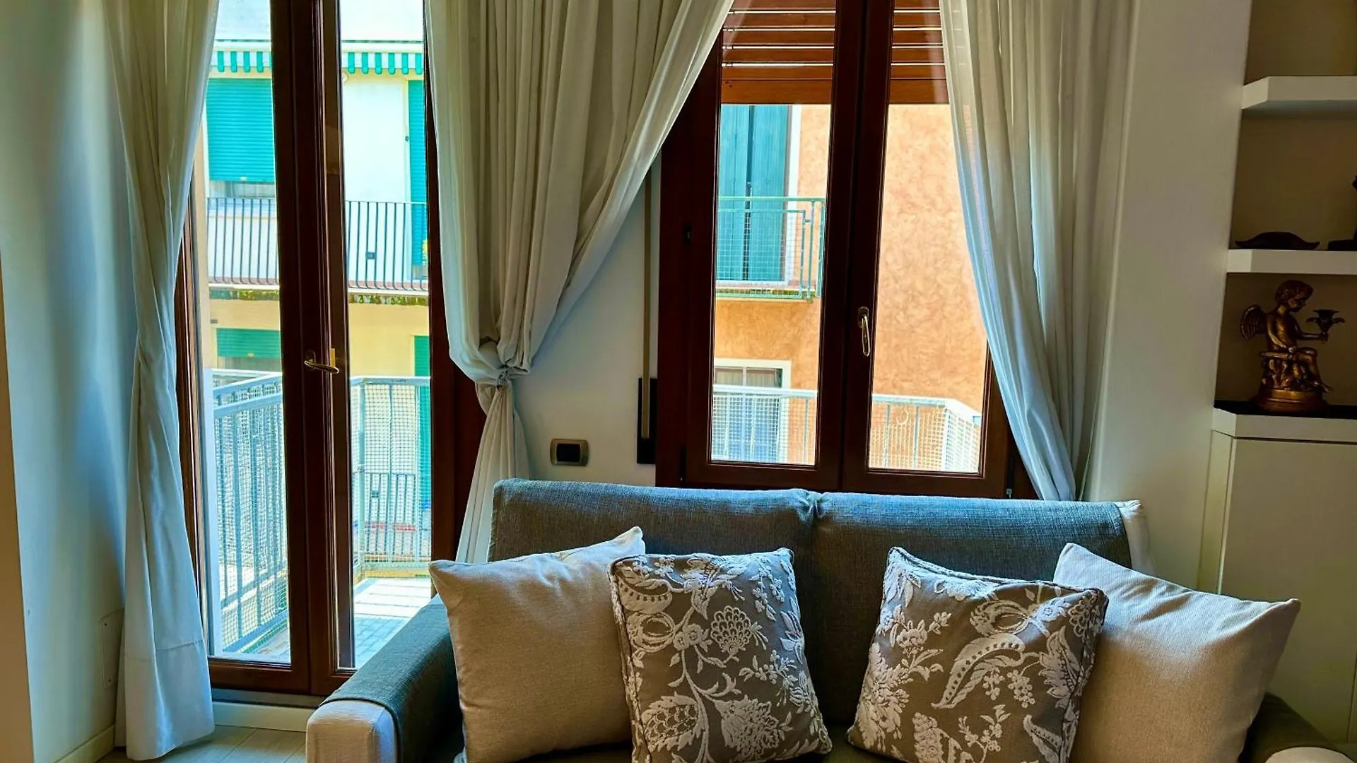 Confort E Charme Nel Cuore Di Treviso Tv Apartmán